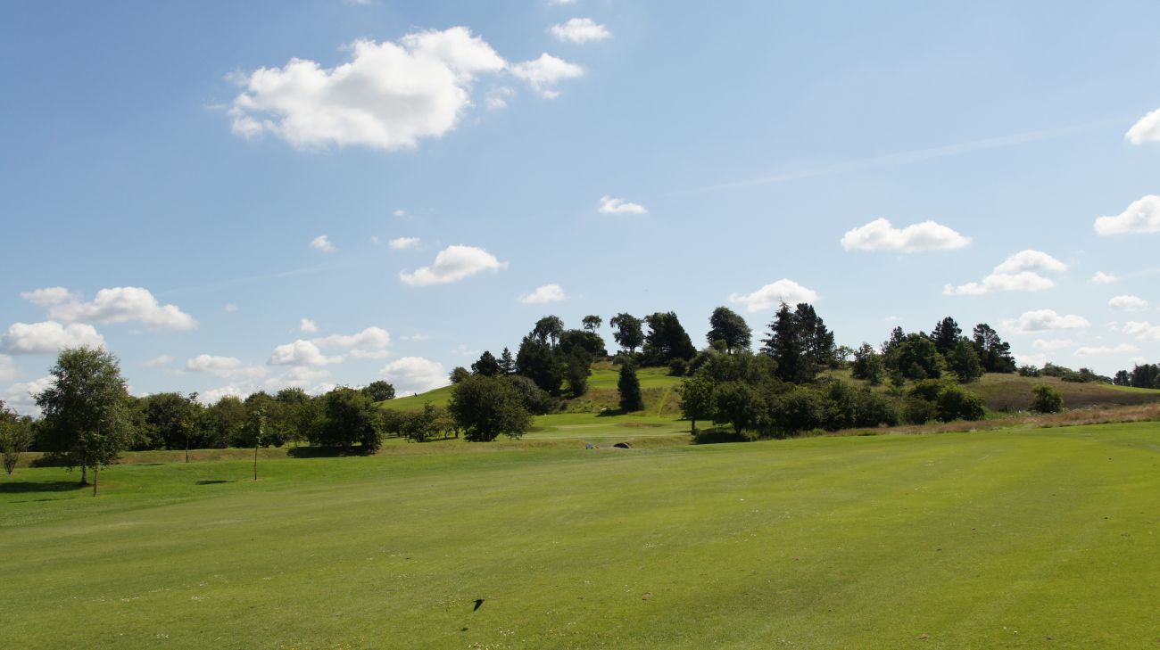 Hole 3 — Approach