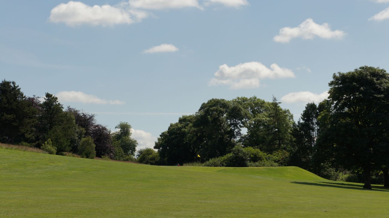 Hole 4 — Approach
