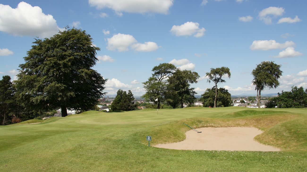 Hole 5 — Green